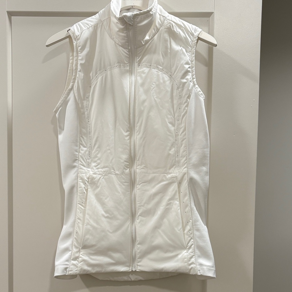 Lululemon White Puffer Vest—BEAUTIFUL!!  Worn Once!  Like New Condition!! Size 6